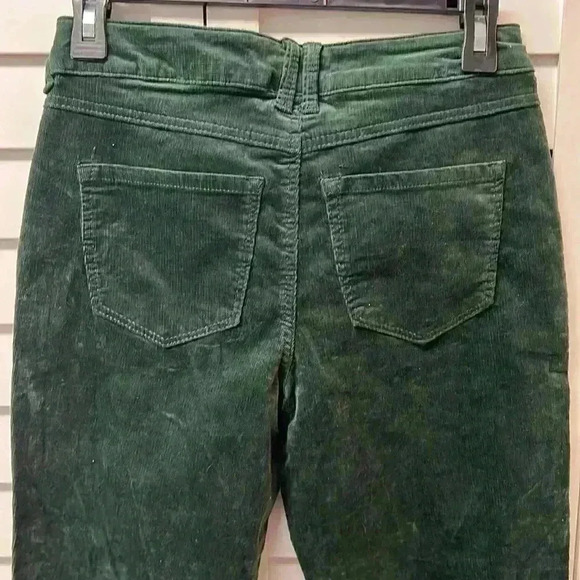 Rewash Green High Rise Corduroy Mom Jeans NWT - Size 1/25 - Picture 5 of 5